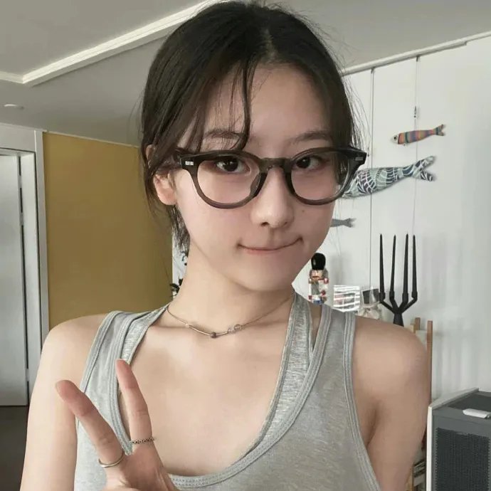 裙底春